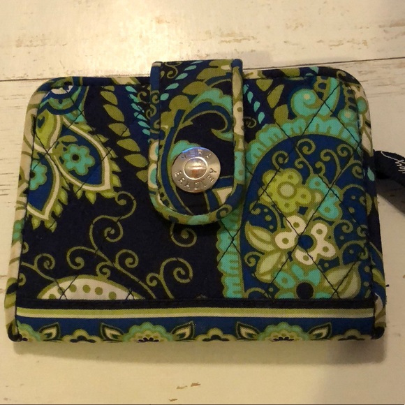 Vera Bradley Rhythm and Blues Snap Wallet - Picture 1 of 8